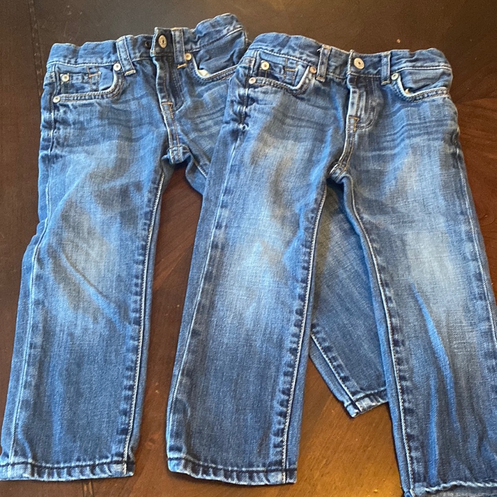 Two pairs 7 for all mankind jeans
